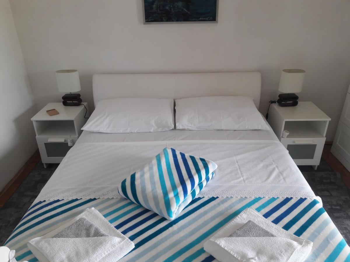 Apartman-Maja-Krk Krk Town Eksteriør bilde